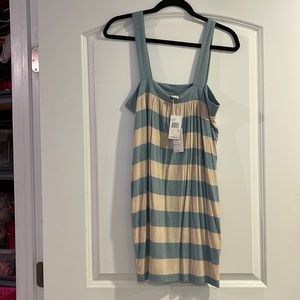 Kenzie dress NWT in size M lt blue & tan stripes